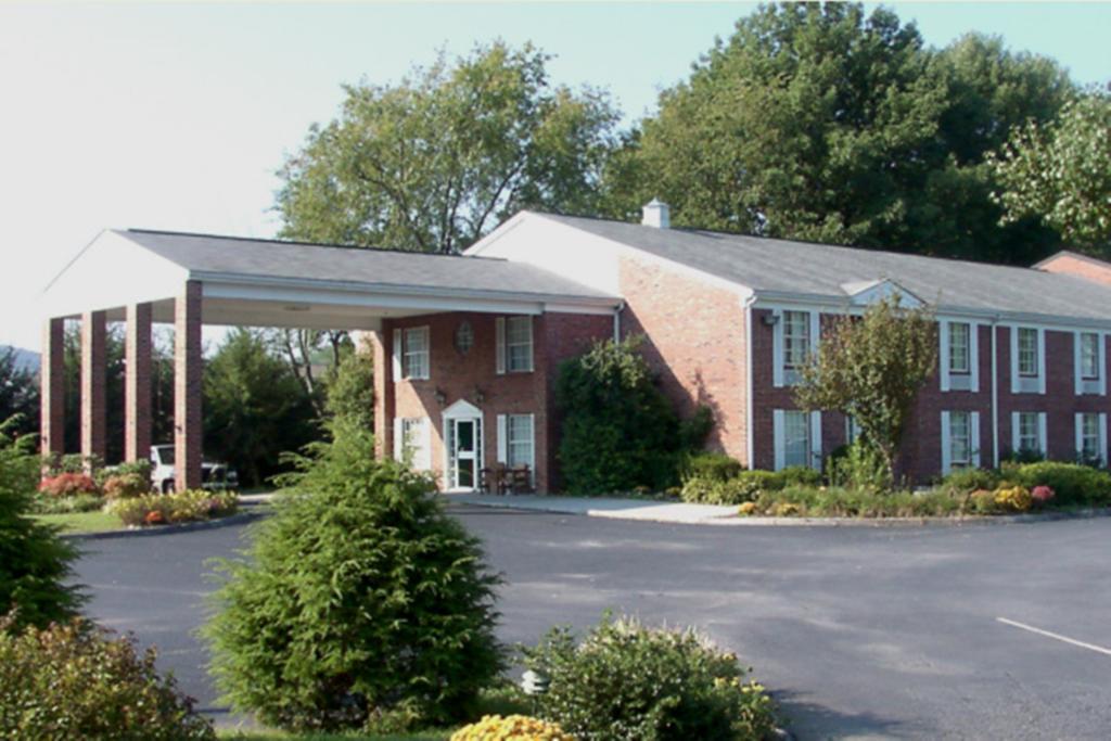 Americourt Hotel And Suites - Elizabethton Экстерьер фото